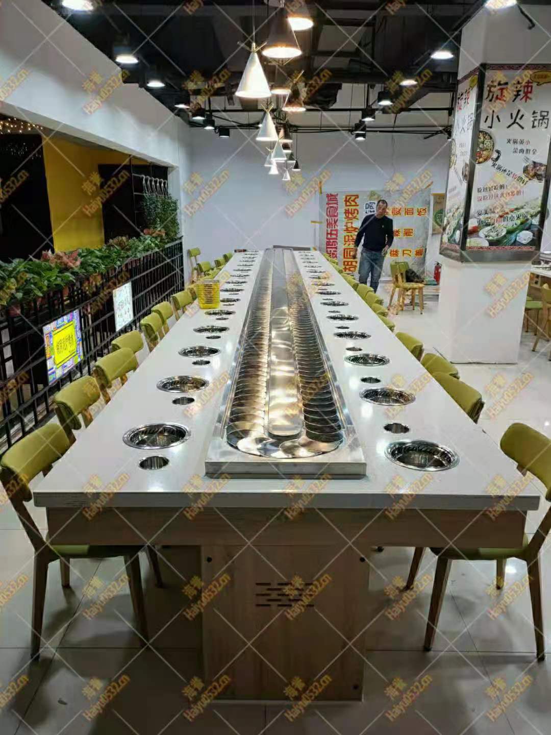 无烟涮烤旋转小火锅乐动注册官网升级新业态