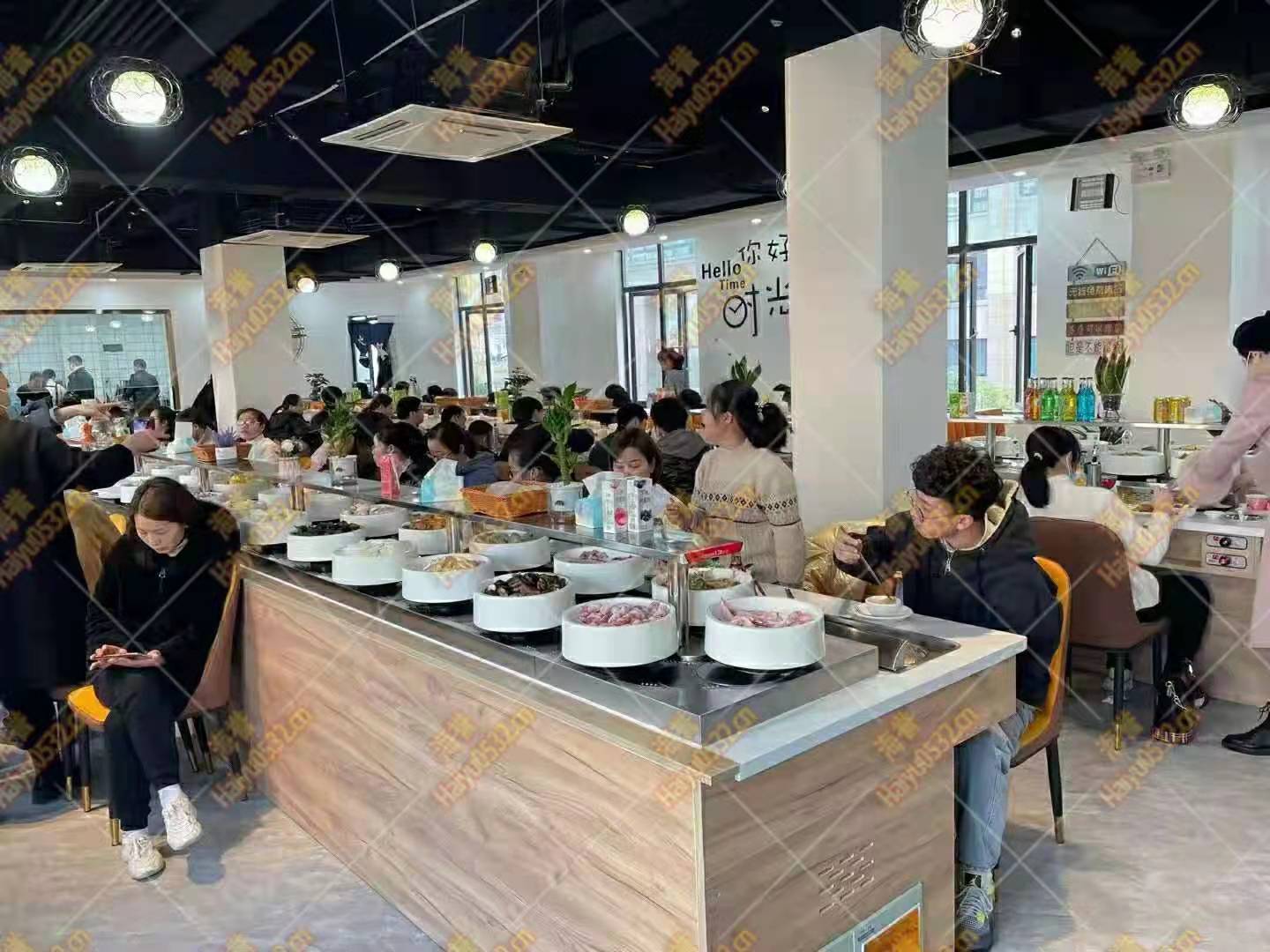 誉满签自助无烟涮烤旋转小火锅乐动注册官网