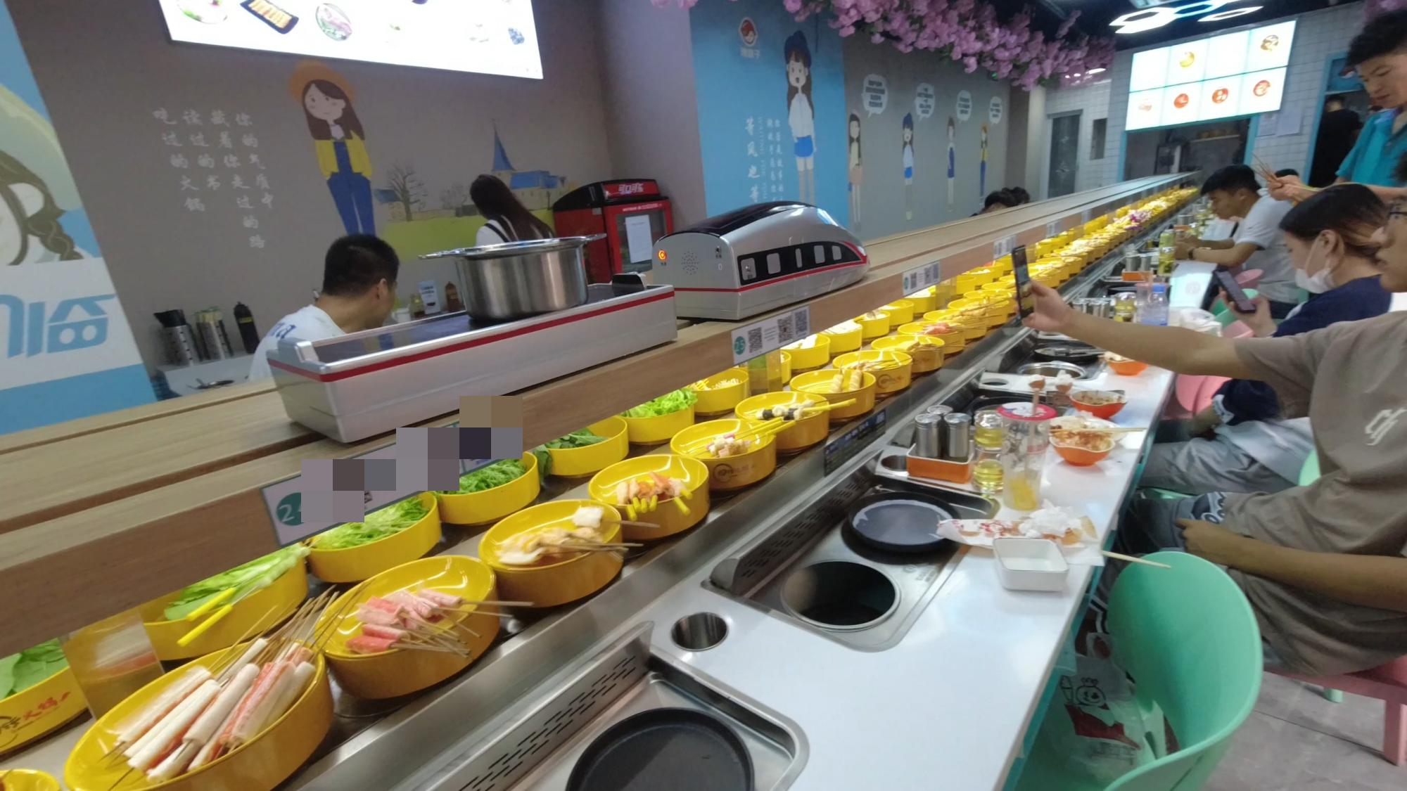 火锅和烧烤还能结合为一人食？涮烤一体小火锅给你答案